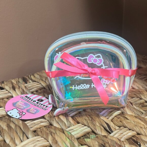 Hello Kitty 2 piece cosmetic bag set ~ NWT - Picture 1 of 3